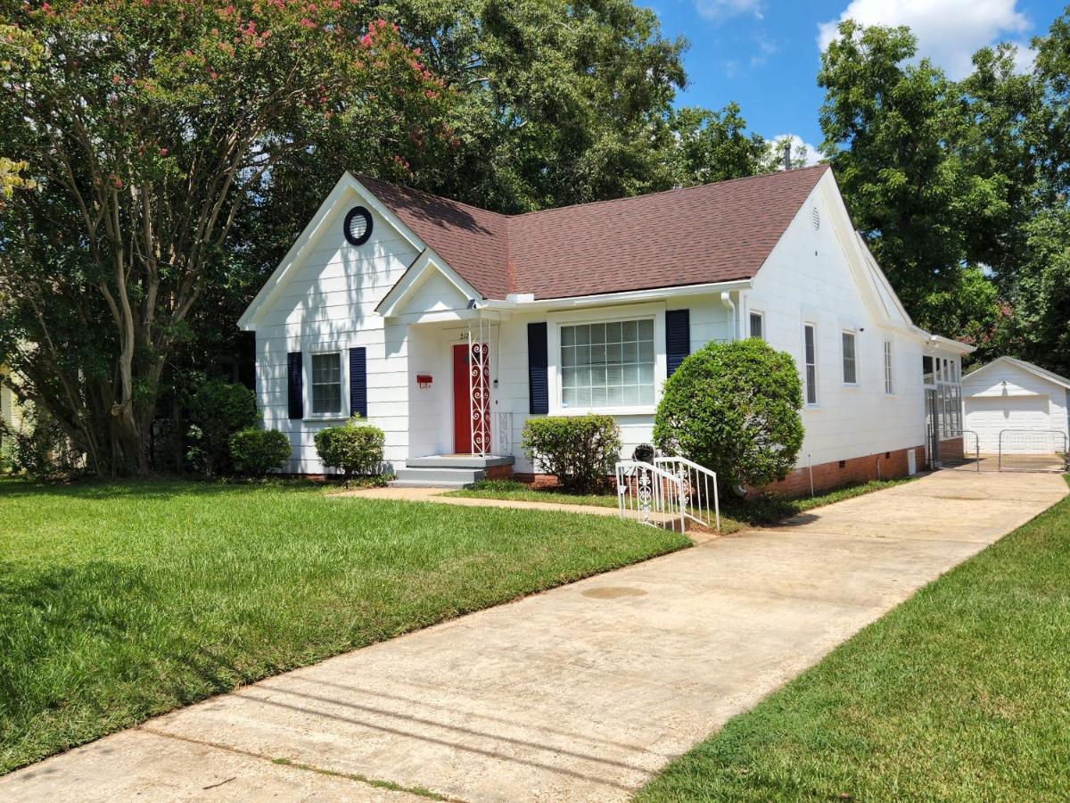 Spacious Centrally Located 3 Bed 2 Bath - Sleeps 8 Montgomery Extérieur photo