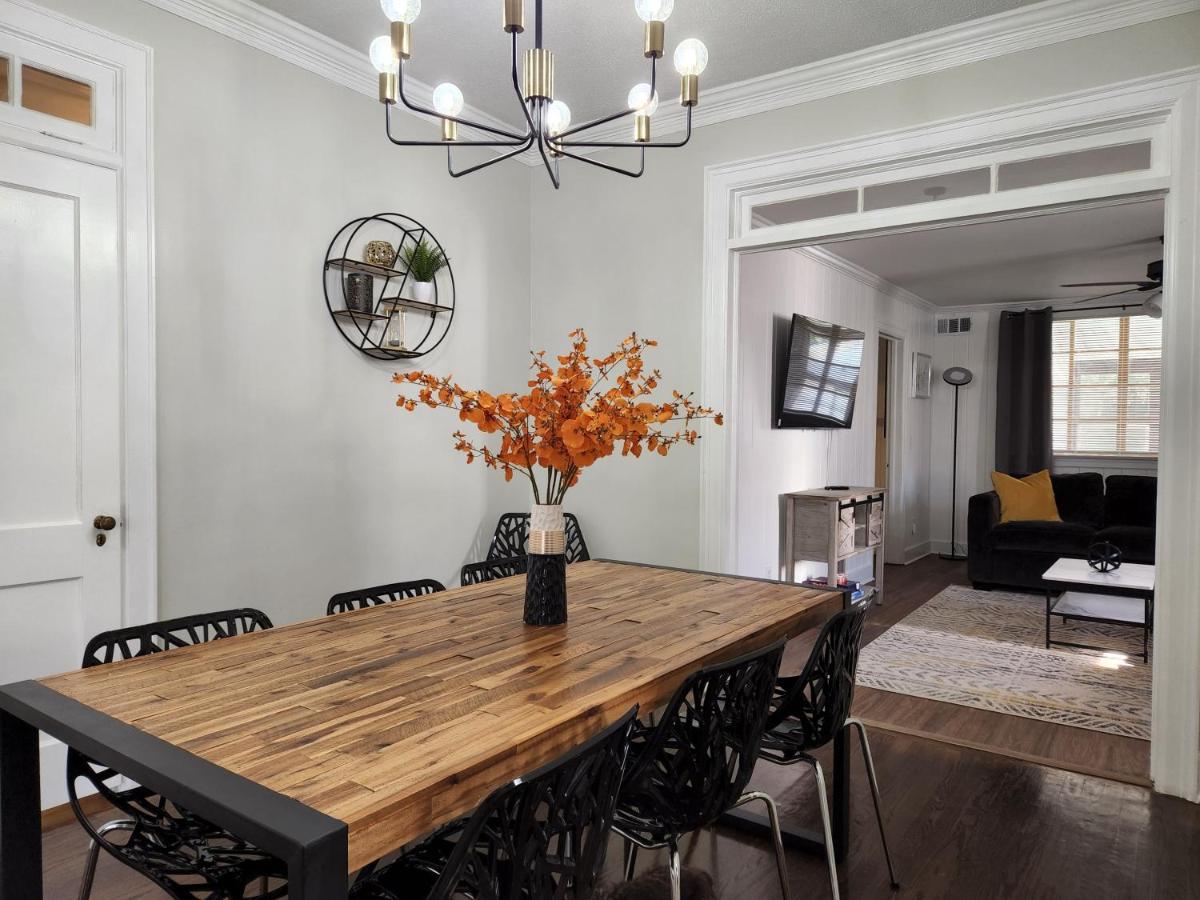 Spacious Centrally Located 3 Bed 2 Bath - Sleeps 8 Montgomery Extérieur photo